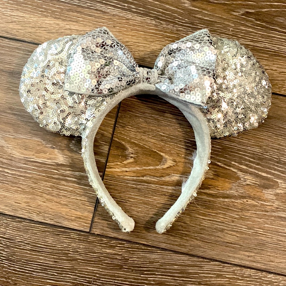 Disney Parks Minnie Silver Sequins Ears